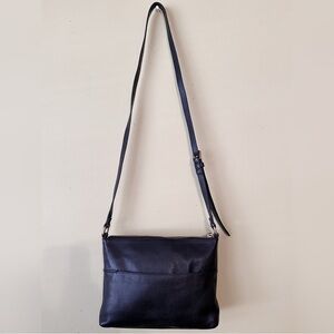 Vintage Fossil Fiona Black Leather Square Classic Crossbody Bag